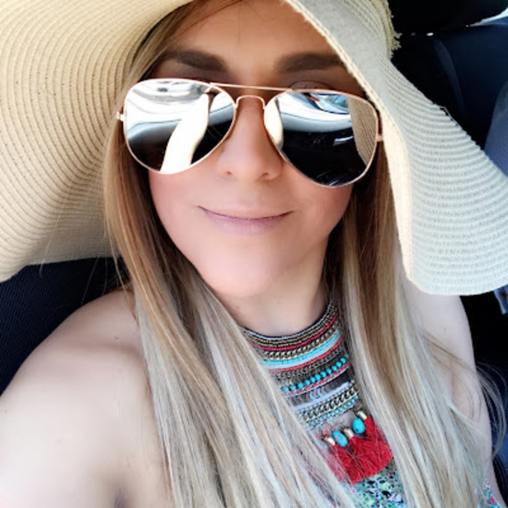 Meet your Posher, Maria